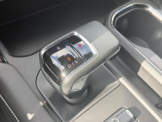 Used 2025 GMC Sierra 1500 AT4X AWD/4WD image 27