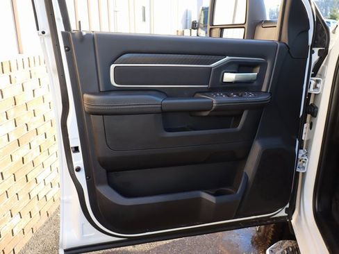 Used 2025 RAM 2500 Big Horn image 10