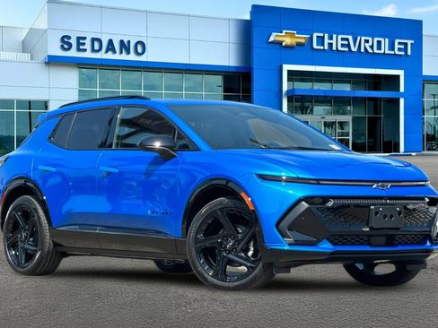 New 2025 Chevrolet Equinox EV RS w/ Active Safety Package 3 AWD/4WD image 2