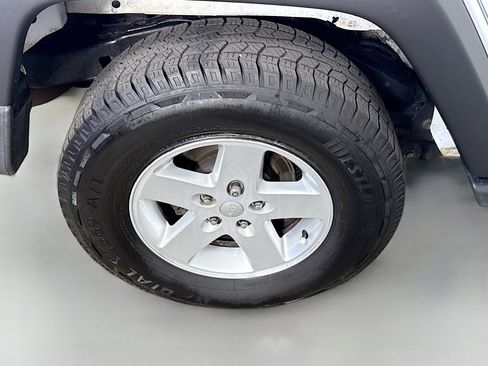 Used 2016 Jeep Wrangler Unlimited Sport w/ Quick Order Package 24S image 32