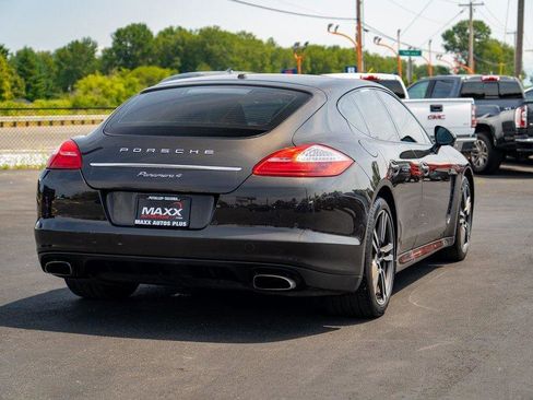 Used 2013 Porsche Panamera 4 w/ Premium Pkg image 10