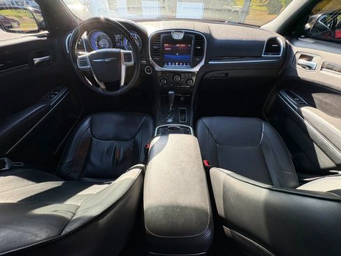 Used 2014 Chrysler 300 C w/ Light Group RWD image 22