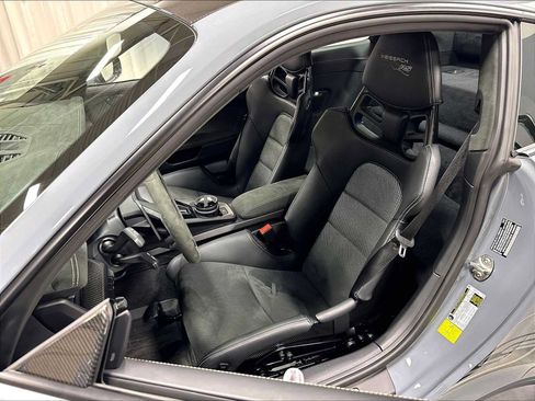 Used 2025 Porsche 911 GT3 RS RWD image 7