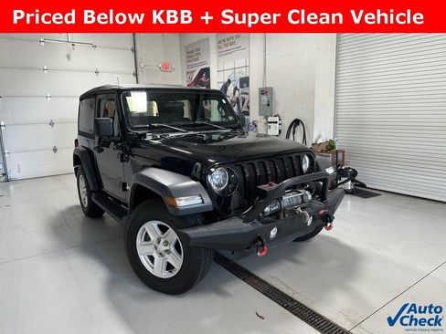 Used 2018 Jeep Wrangler Sport image 1