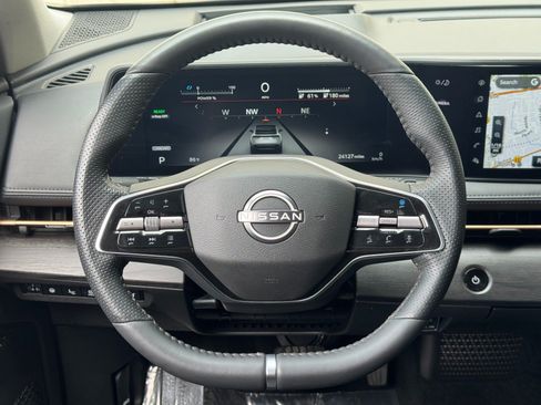 Used 2025 Nissan Ariya FWD image 19
