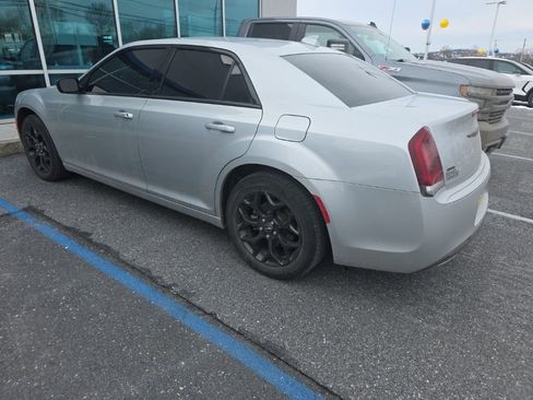 Used 2021 Chrysler 300 Touring w/ Sport Appearance Package image 2