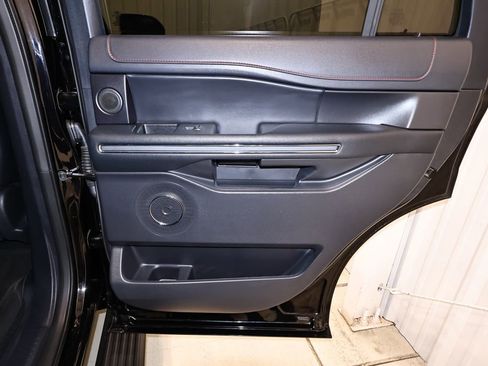 Certified 2024 Ford Expedition Limited AWD/4WD image 19