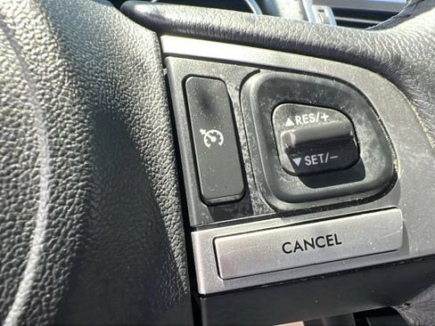 Used 2017 Subaru Legacy 2.5i Premium AWD/4WD image 21