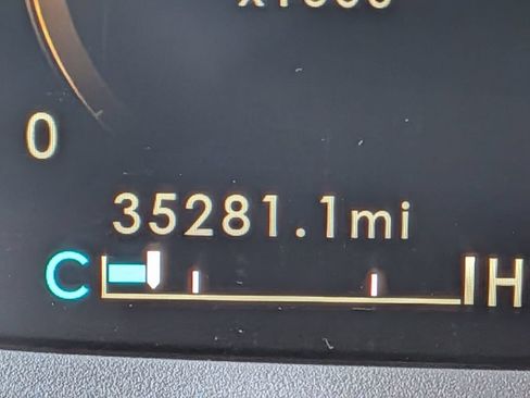 Used 2024 Lincoln Aviator AWD image 13