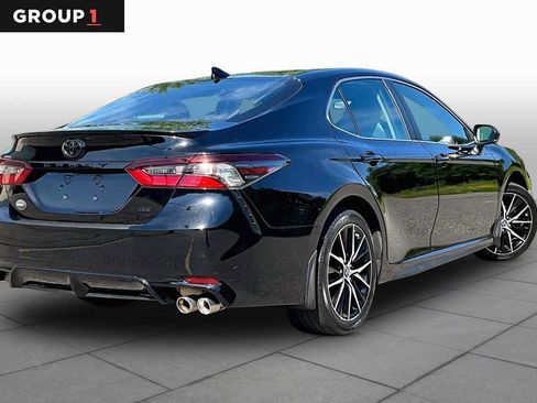 Used 2023 Toyota Camry SE w/ Blackout Package (TMS) FWD image 12