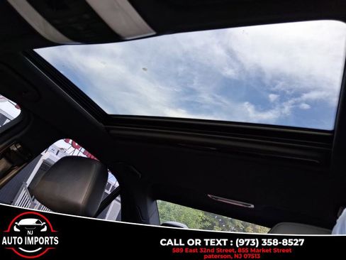 Used 2013 Mercedes-Benz C 300 Sport image 37