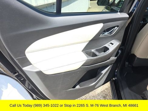 Used 2023 Chevrolet Traverse LT w/ LT Premium Package AWD/4WD image 36