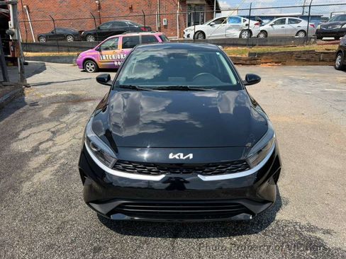 Used 2024 Kia Forte LX FWD image 2