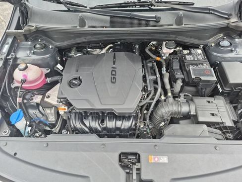 Used 2025 Kia Sportage EX FWD image 29