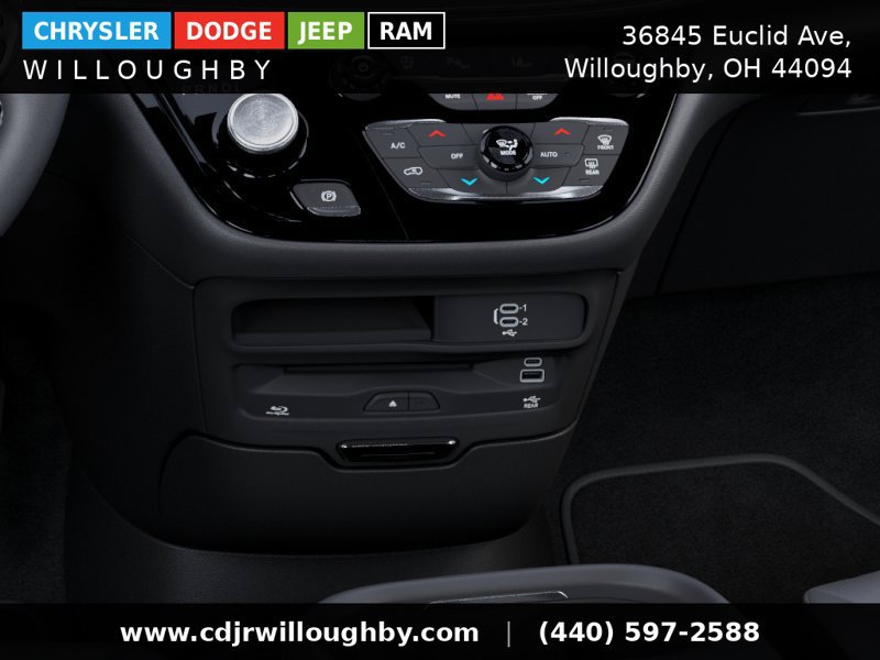 New 2027 Chrysler Pacifica Select w/ Family Tech Group AWD/4WD image 27
