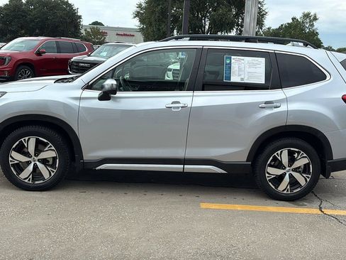 Used 2021 Subaru Forester Touring w/ Popular Package #2 AWD/4WD image 4