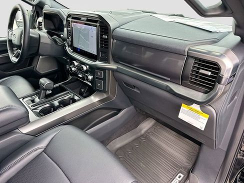 Used 2025 Ford F150 Lariat w/ Equipment Group 501A Mid AWD/4WD image 29