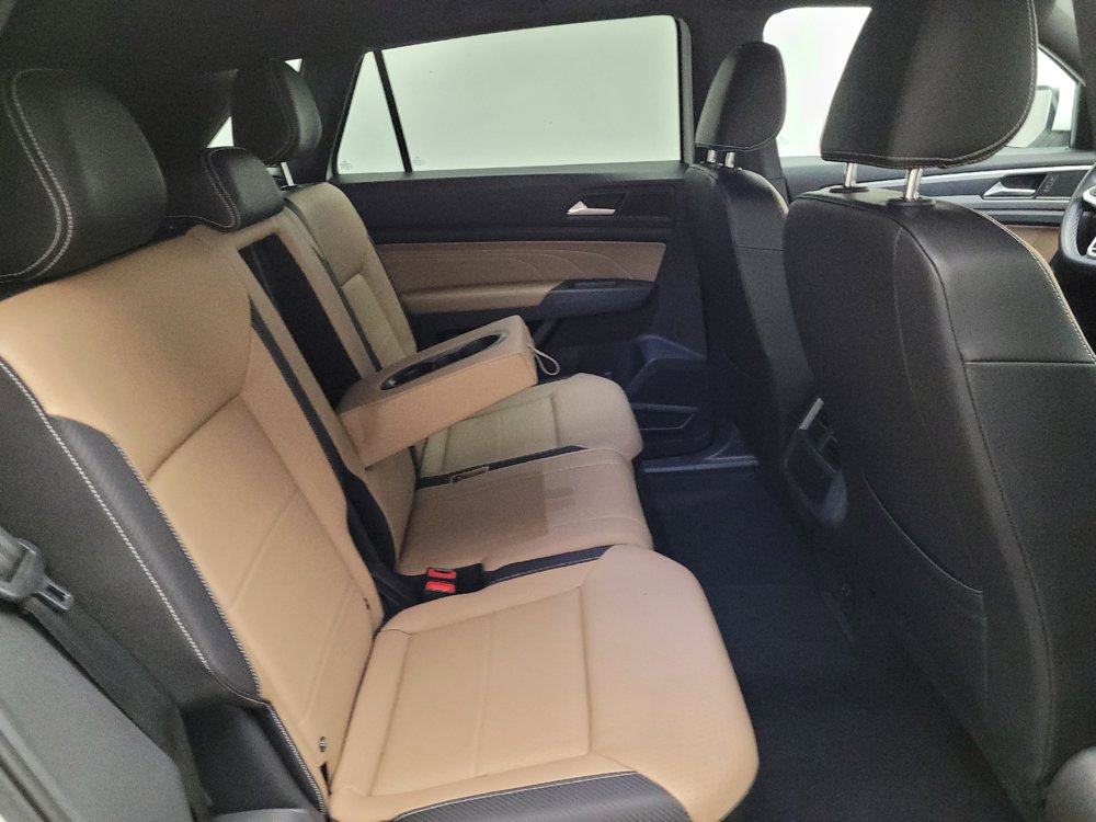 Used 2023 Volkswagen Atlas Cross Sport SE FWD image 19