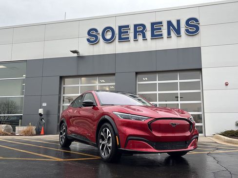 Used 2021 Ford Mustang Mach-E Premium image 1