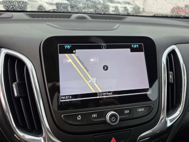 Used 2018 Chevrolet Equinox Premier FWD image 11