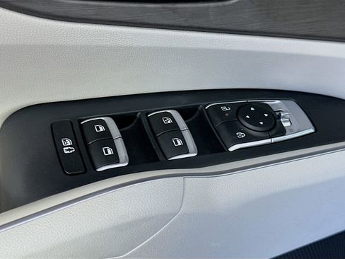 Used 2024 Kia Sorento X-Line EX AWD/4WD image 17