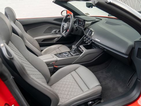 Used 2017 Audi R8 V10 image 33