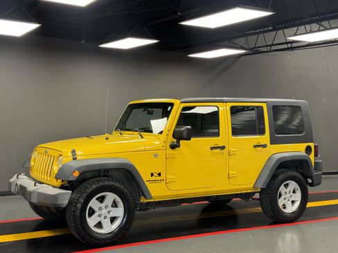 Used 2008 Jeep Wrangler Unlimited X image 1