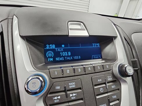 Used 2015 Chevrolet Equinox LS FWD image 14