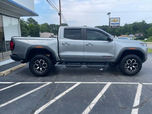 Used 2023 GMC Canyon AT4X AWD/4WD image 8