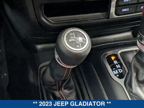 Used 2023 Jeep Gladiator Overland image 33