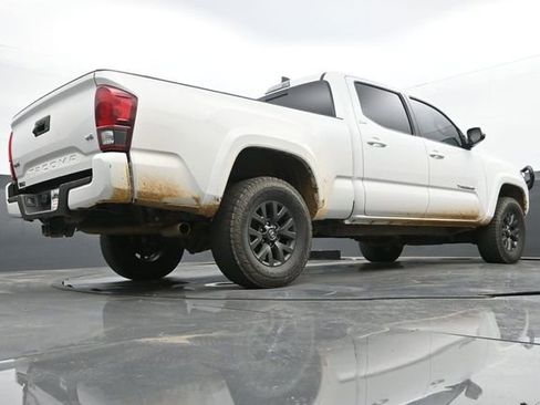 Used 2023 Toyota Tacoma SR5 w/ Technology Package AWD/4WD image 11