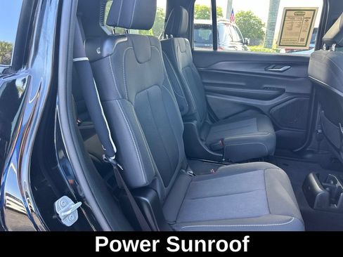 Used 2024 Jeep Grand Cherokee L Laredo AWD/4WD image 28