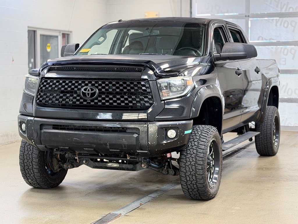 Used 2014 Toyota Tundra SR5 w/ SR5 Upgrade Package AWD/4WD image 3