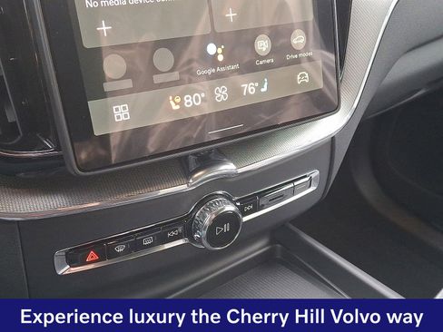 New 2026 Volvo XC60 T8 Ultra w/ Protection Package Premier AWD/4WD image 12
