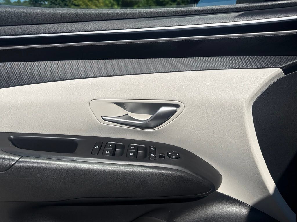 Certified 2023 Hyundai Tucson SEL AWD/4WD image 13