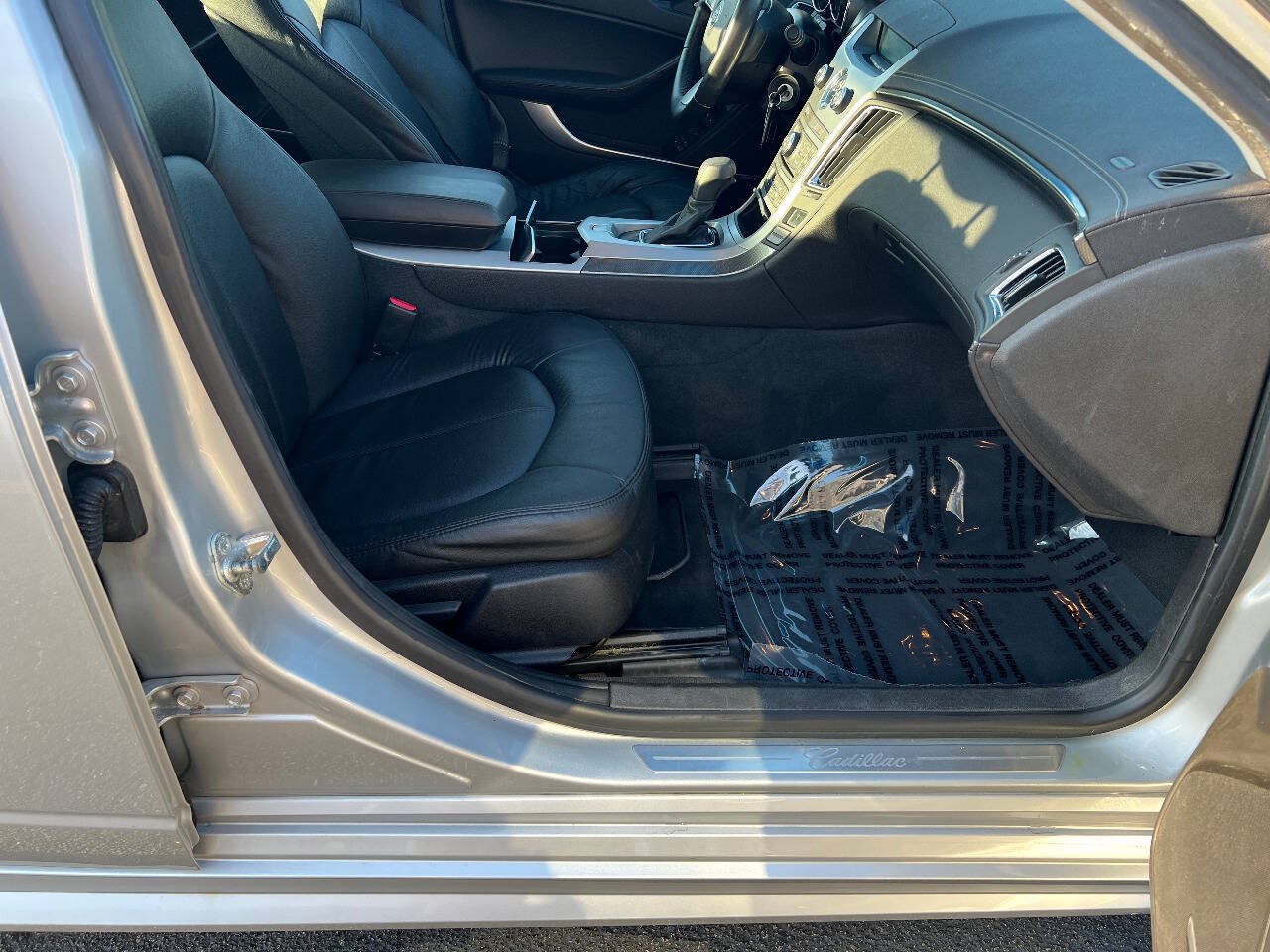 Used 2011 Cadillac CTS AWD Sedan image 23