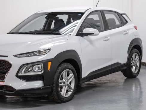 Used 2021 Hyundai Kona SE image 11