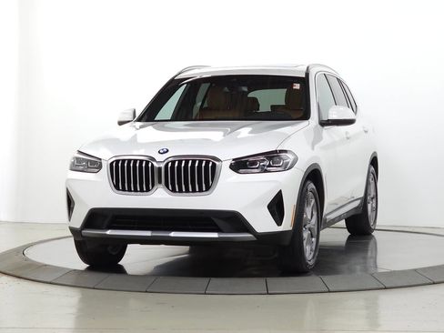 Used 2023 BMW X3 xDrive30i w/ Convenience Package AWD/4WD image 4