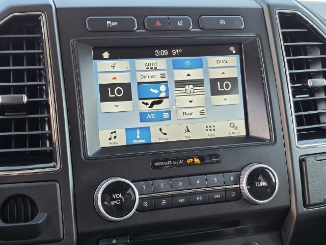 Used 2018 Ford Expedition Limited w/ Equipment Group 301A RWD image 11