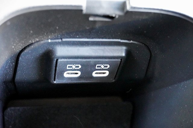 Used 2024 Toyota RAV4 XLE FWD image 38
