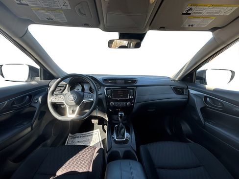 Used 2020 Nissan Rogue S image 17
