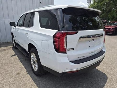 Used 2024 GMC Yukon SLT AWD/4WD image 41