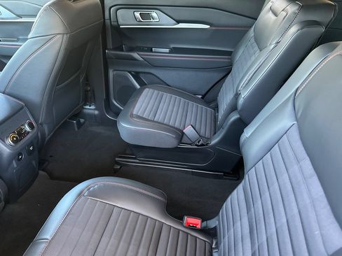 New 2026 Ford Explorer ST-Line w/ ST-Line Street Pack RWD image 12