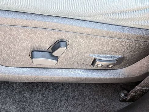 Used 2016 RAM 1500 Big Horn AWD/4WD image 21