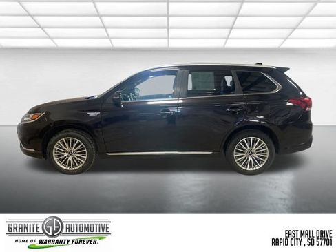 Used 2022 Mitsubishi Outlander SEL AWD/4WD image 2