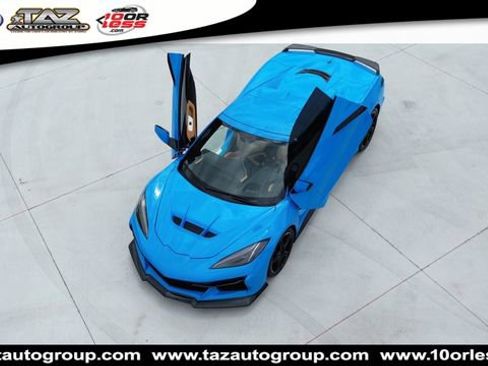 Used 2020 Chevrolet Corvette Stingray Premium Conv w/ 3LT Preferred Equipment Group RWD image 17