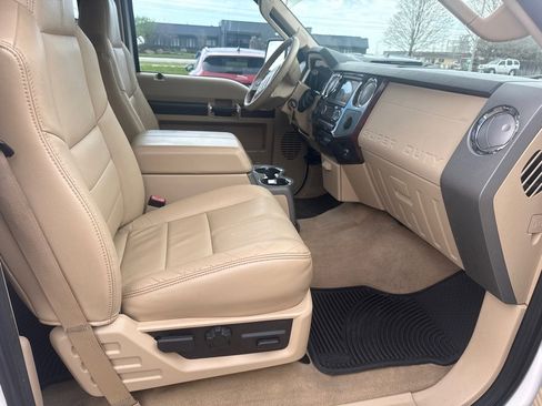 Used 2010 Ford F350 4x4 Crew Cab Super Duty image 18
