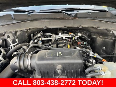 Used 2022 Ford Explorer XLT w/ Equipment Group 202A RWD image 35