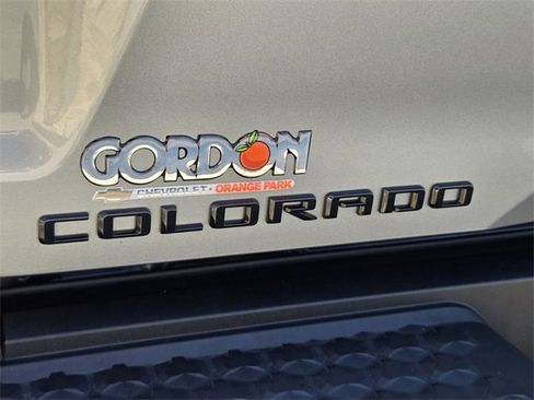 Used 2023 Chevrolet Colorado LT w/ LT Convenience Package II image 17