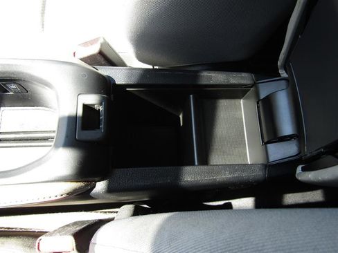 Used 2019 Honda HR-V LX image 22